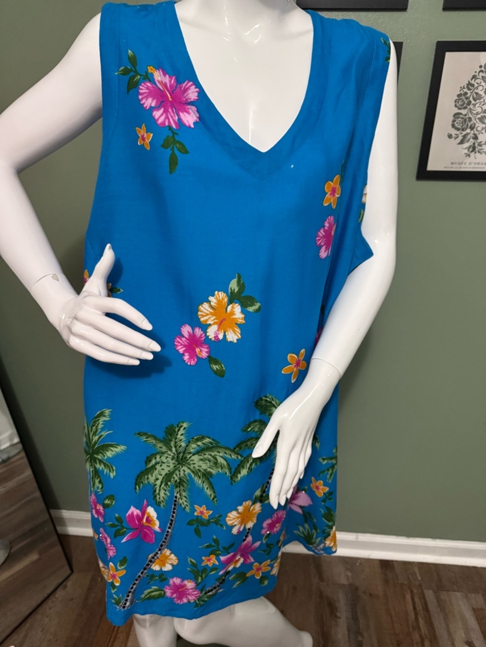 Tropical Blue V-Neck Women's Swim Cover-Up Size 3X EUC